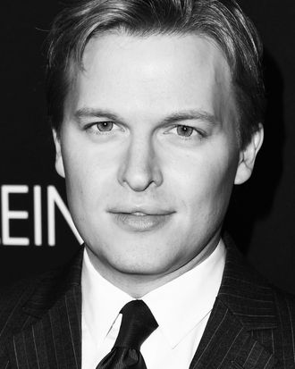 bill nippress add Ronan Farrow Nude photo