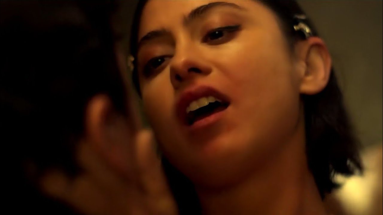 colin beach add Rosa Salazar Hot photo