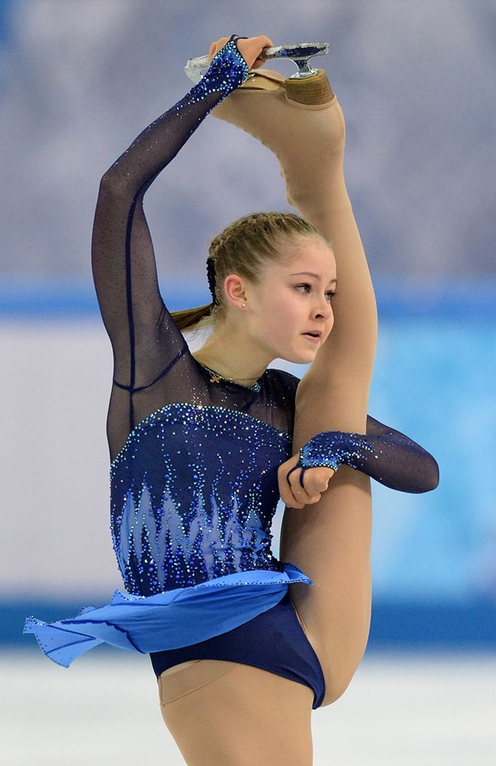 andre skanes add Russian Cameltoe photo