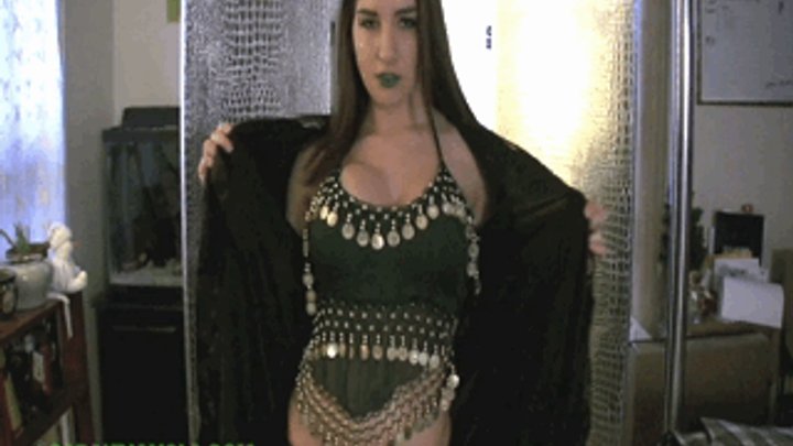 adam ridgwell add Sarah Diavola Poison Ivy photo