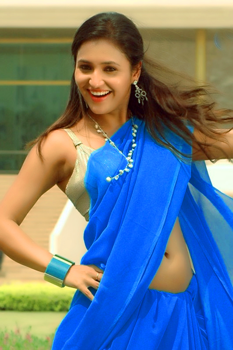 aaron achenbach add Sarayu Blue Nude photo