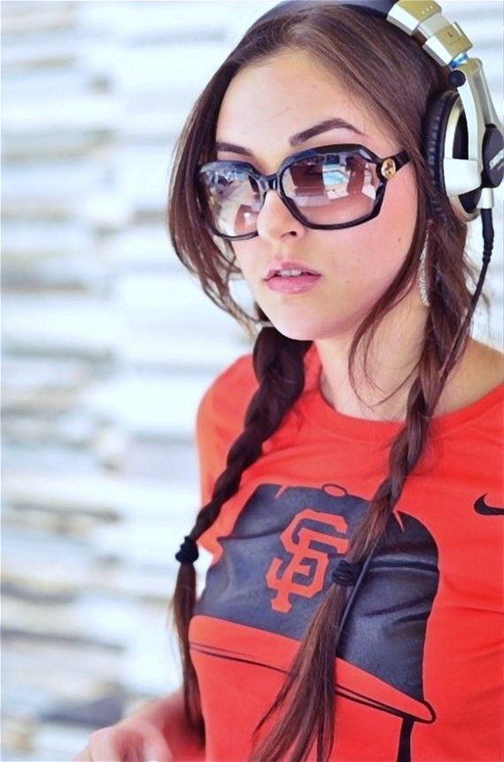 dita astuti add Sasha Grey Glasses photo