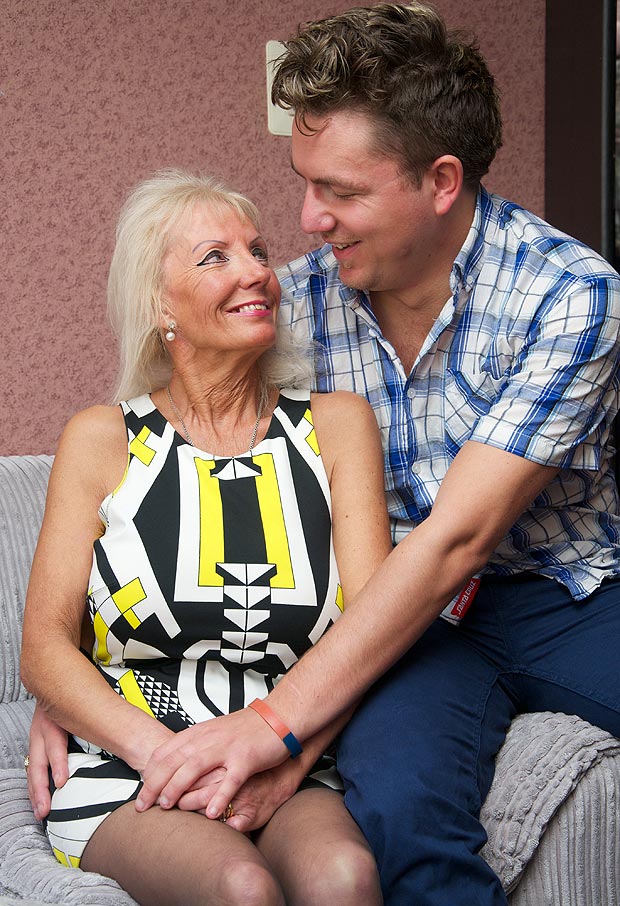audrey blom add Seduced By Gilf photo