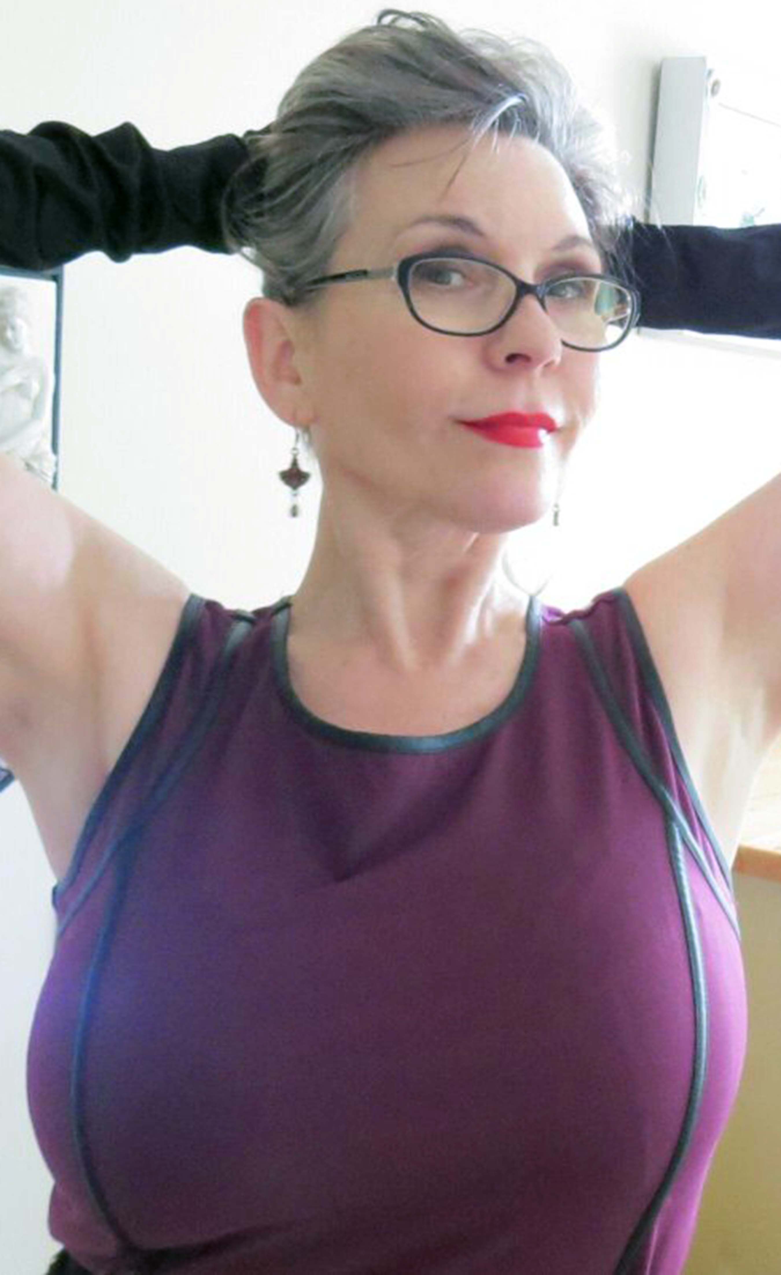 aurelia juries add Sex Granma photo
