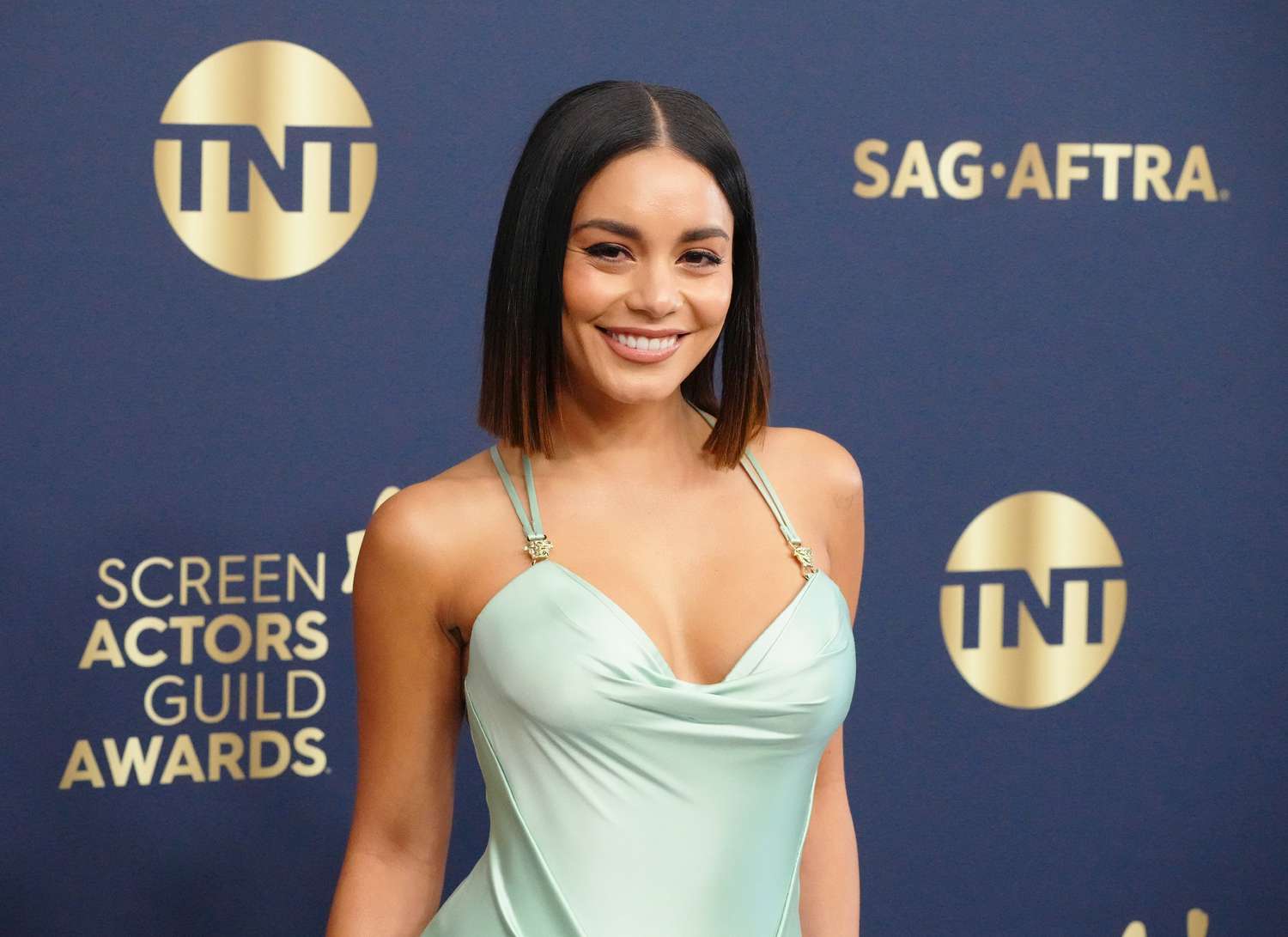 dennis j smith add Sexiest Vanessa Hudgens photo