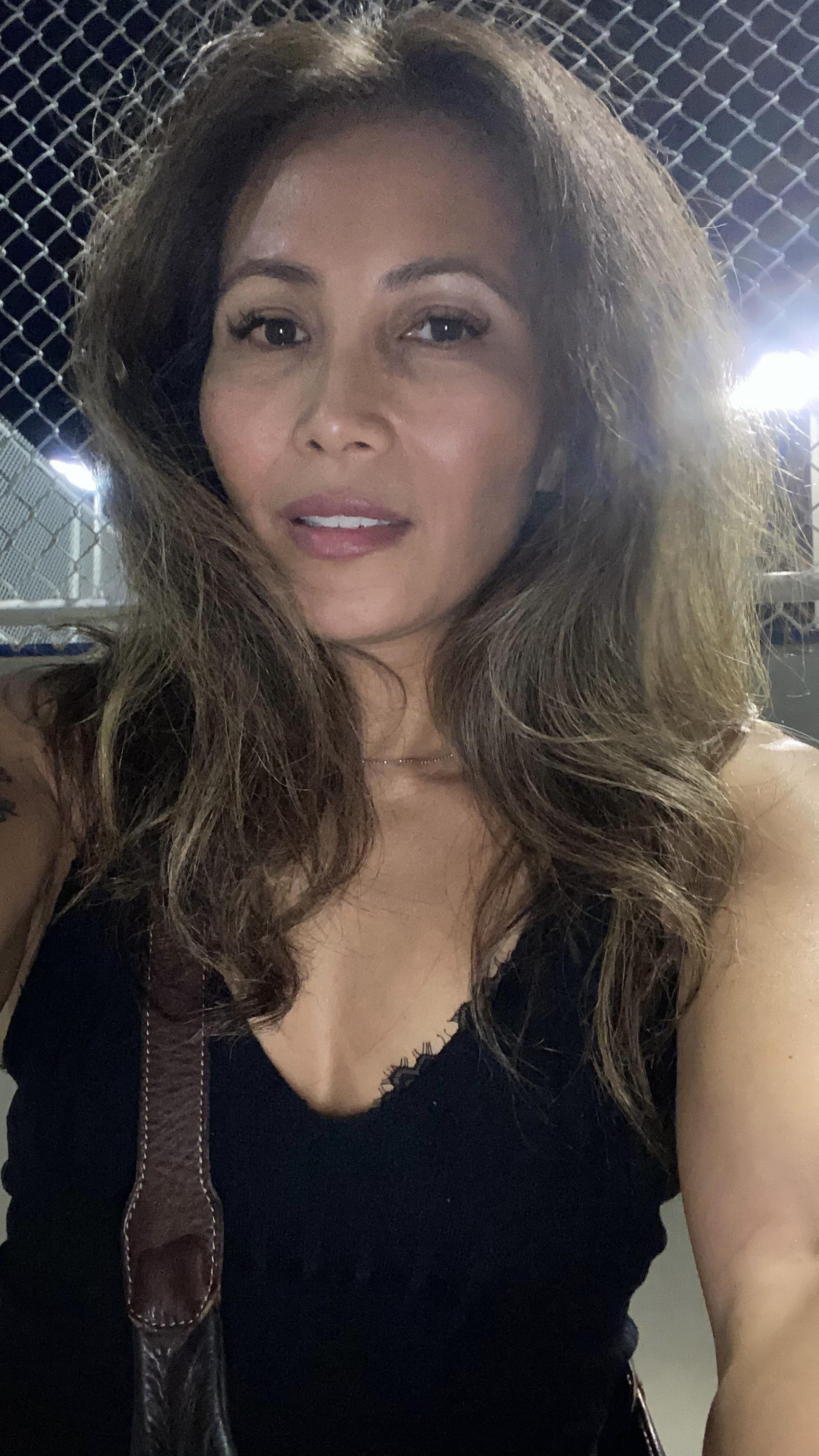 deac jones add Sexy Latina Gilf photo