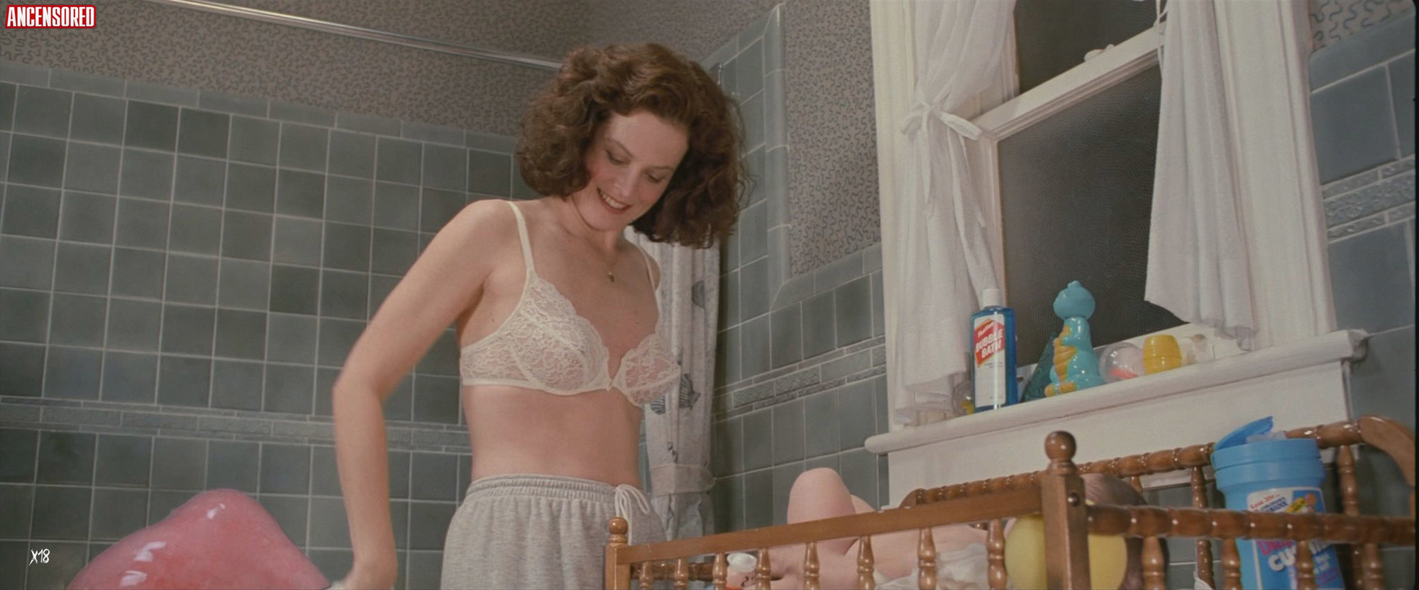 catherine tobon add Sigourney Weaver In Bikini photo
