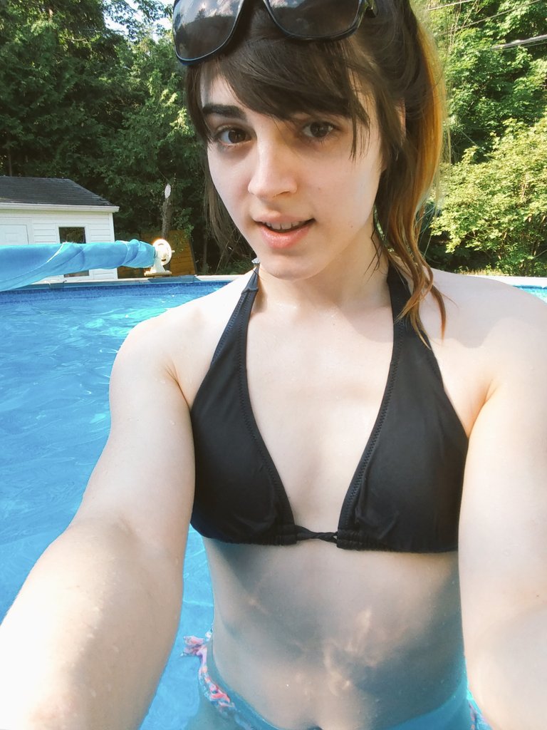 daniel dermont add Small Tits Wet photo