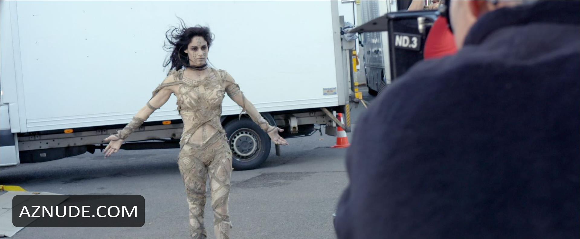amr elwany add Sofia Boutella Naked photo
