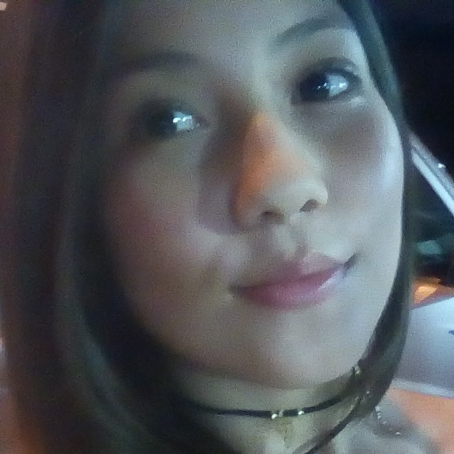 darren yon add Sofia Prada photo