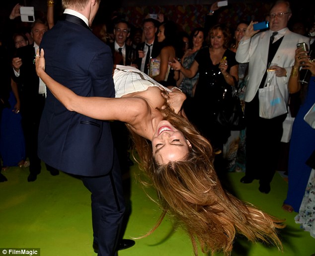 ashley nave add Sofia Vergara Niple photo