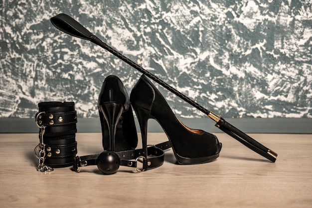 donna aitchison add Spank Kinky photo