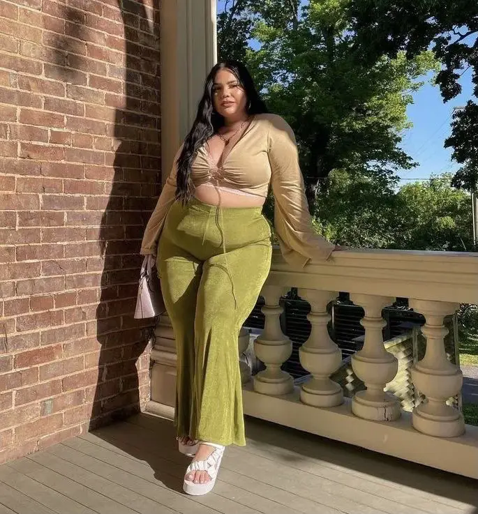 charlene lozon add Spread Legs Bbw photo