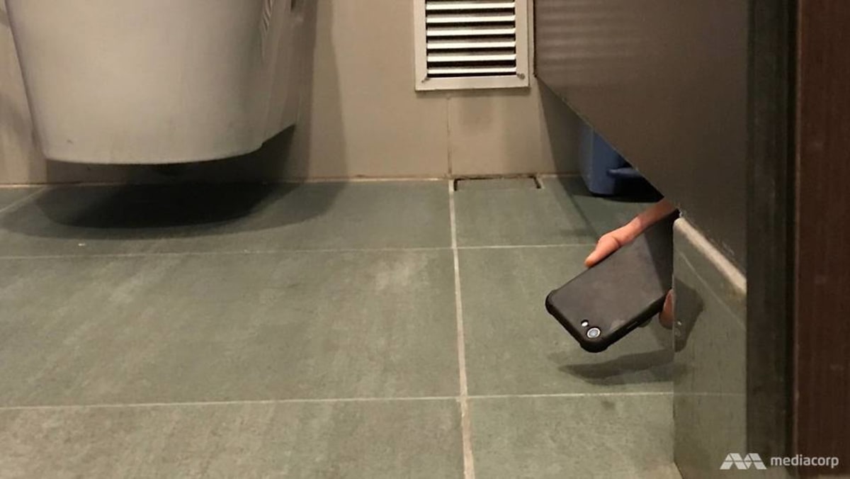 artur nogueira add Spying On Sister In Bathroom photo