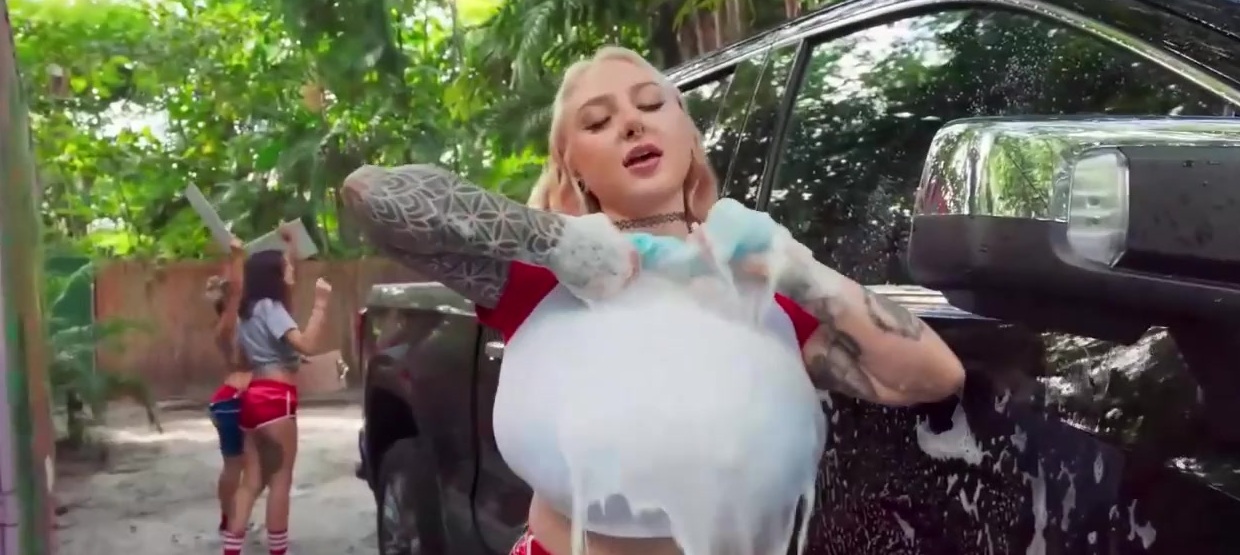 coleen cooke add Squeaky Clean Ride Porn photo