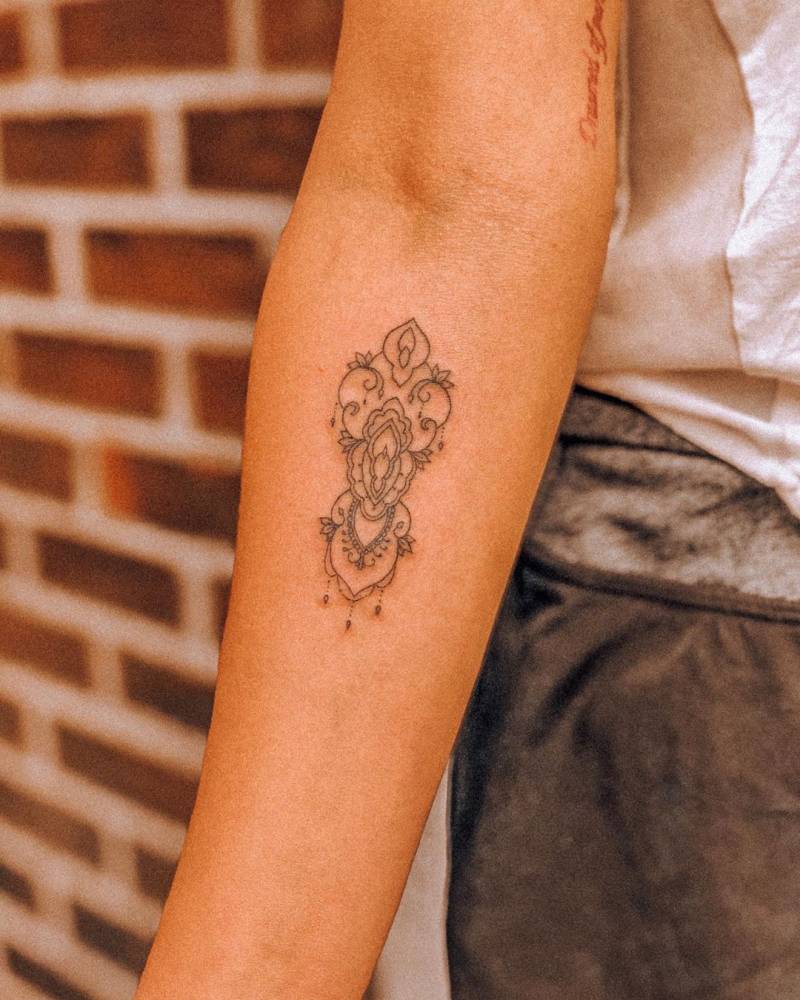 binod sijapati add Tatto Vagina photo