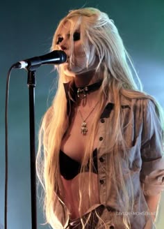 christina eastwood add Taylor Momsen Hot photo