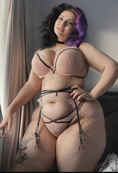 columbus wiley add Tee Tee Pawg photo