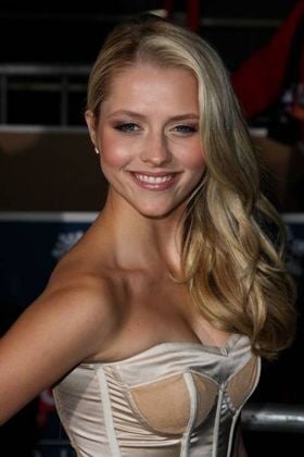 damien hutton add Teresa Palmer Butt photo
