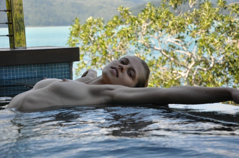 al sayce add Teresa Palmer Butt photo