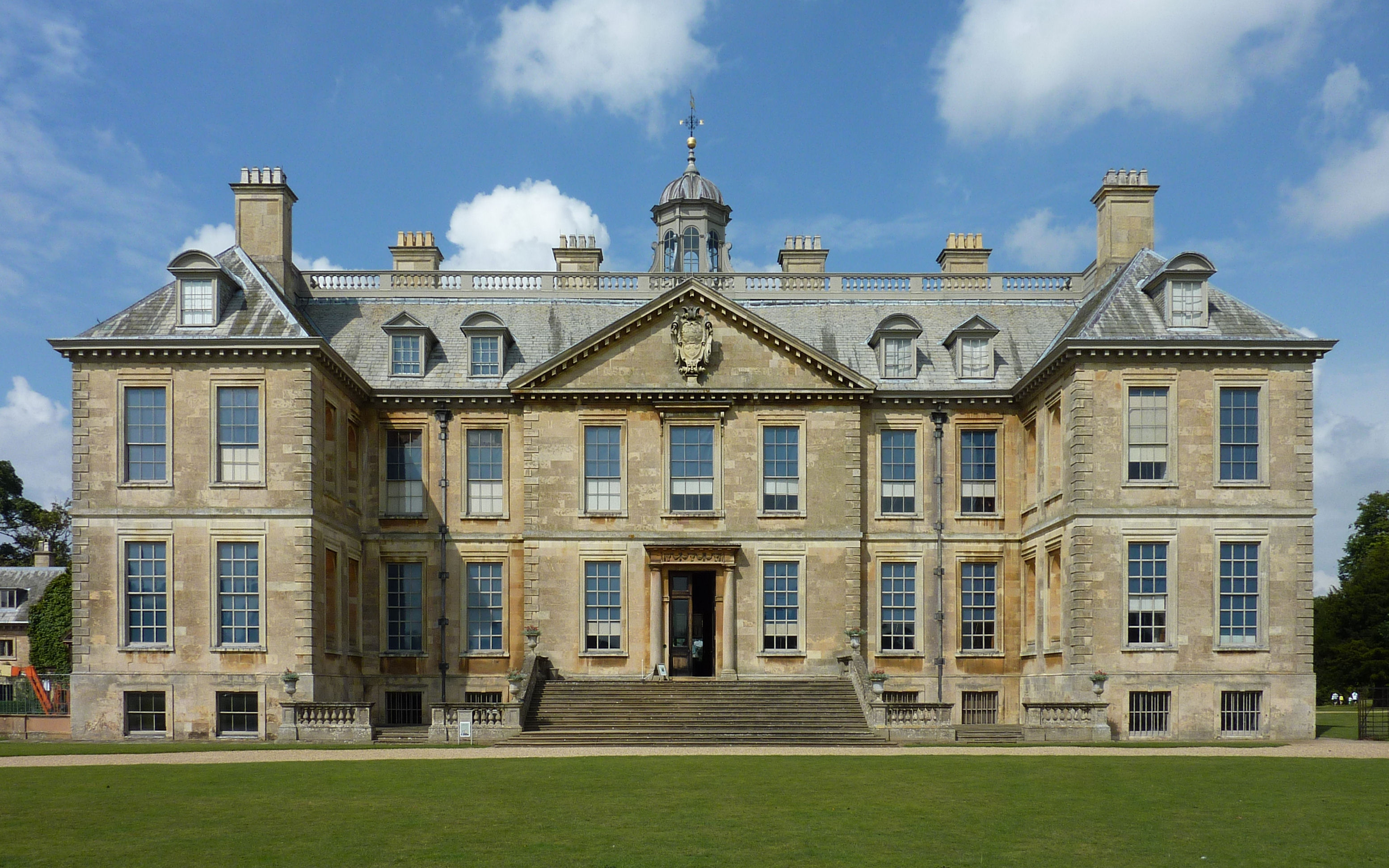 bibhakar bhattacharya add The English Mansion photo