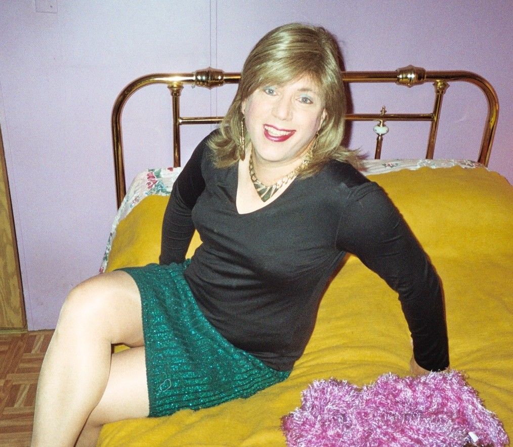 ahmed ahd add Ts Jenny Kennedy photo