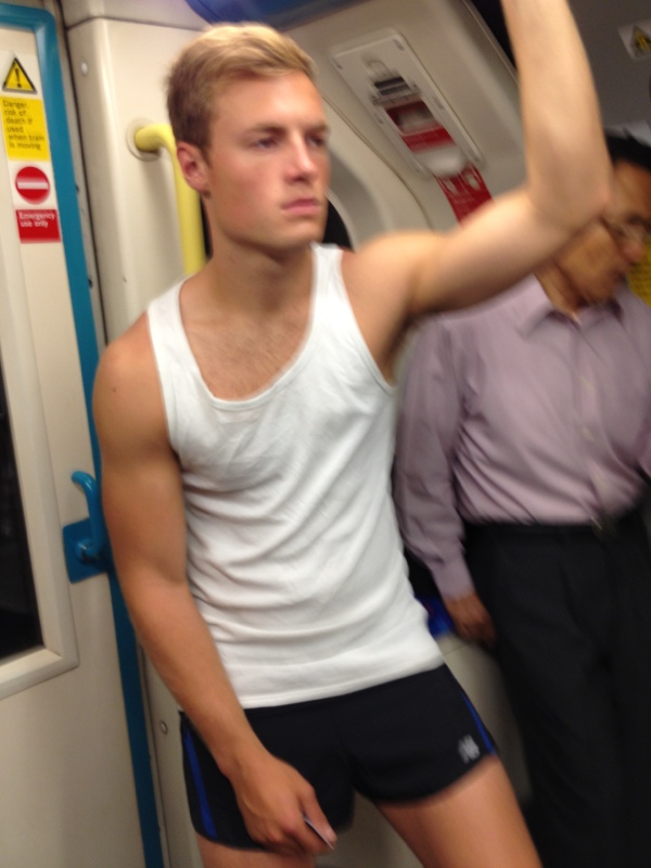 dong abay add Twinks Train photo
