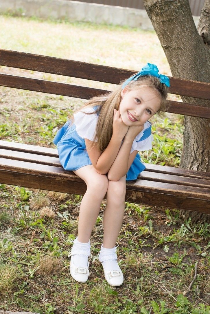 alecia bruce add Up Skirt Teens photo