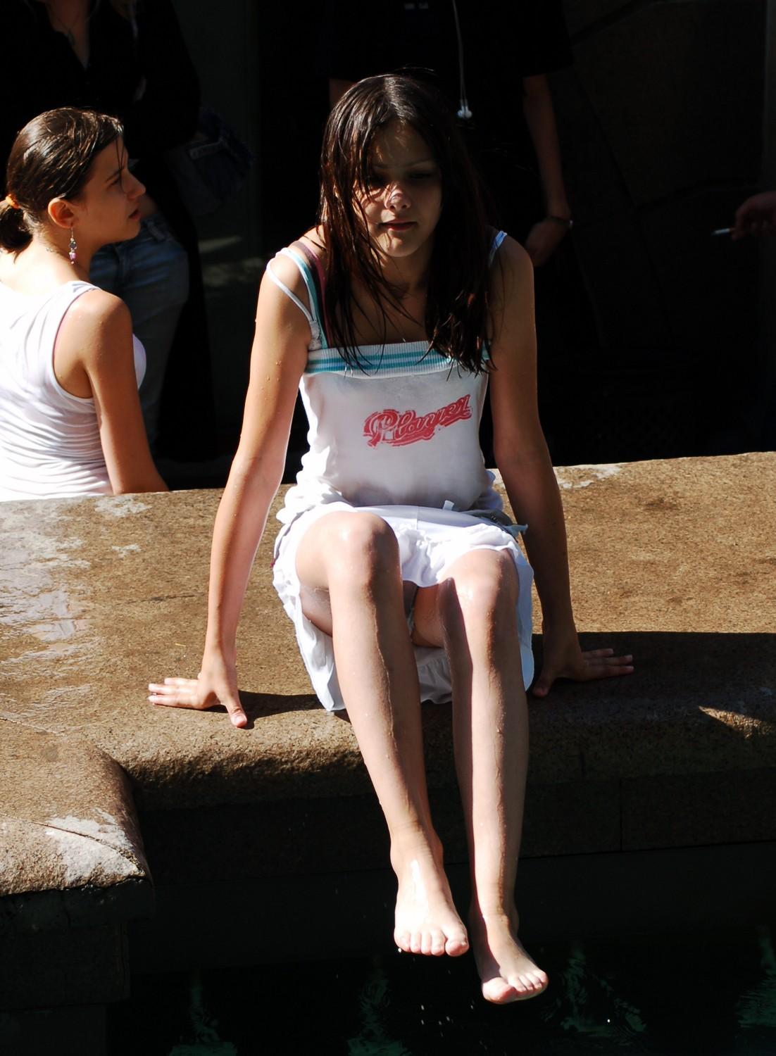 davor vujovic add Up Skirt Teens photo