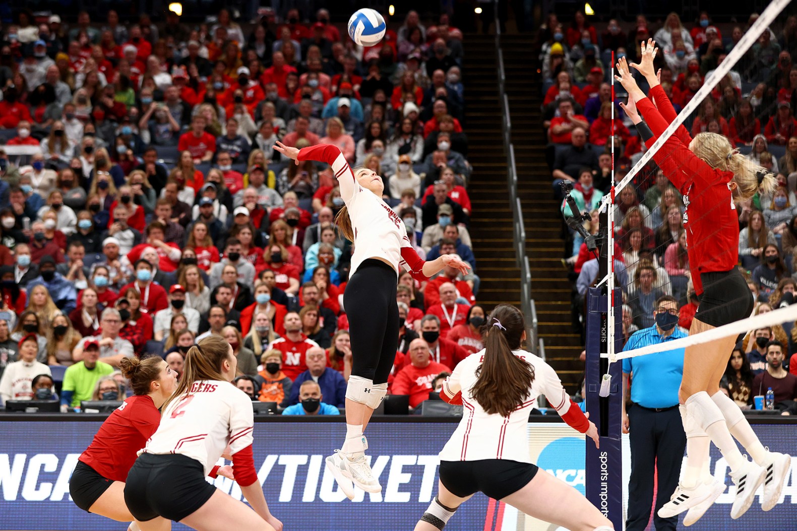 clint lindley add Volleyball Player Nude photo