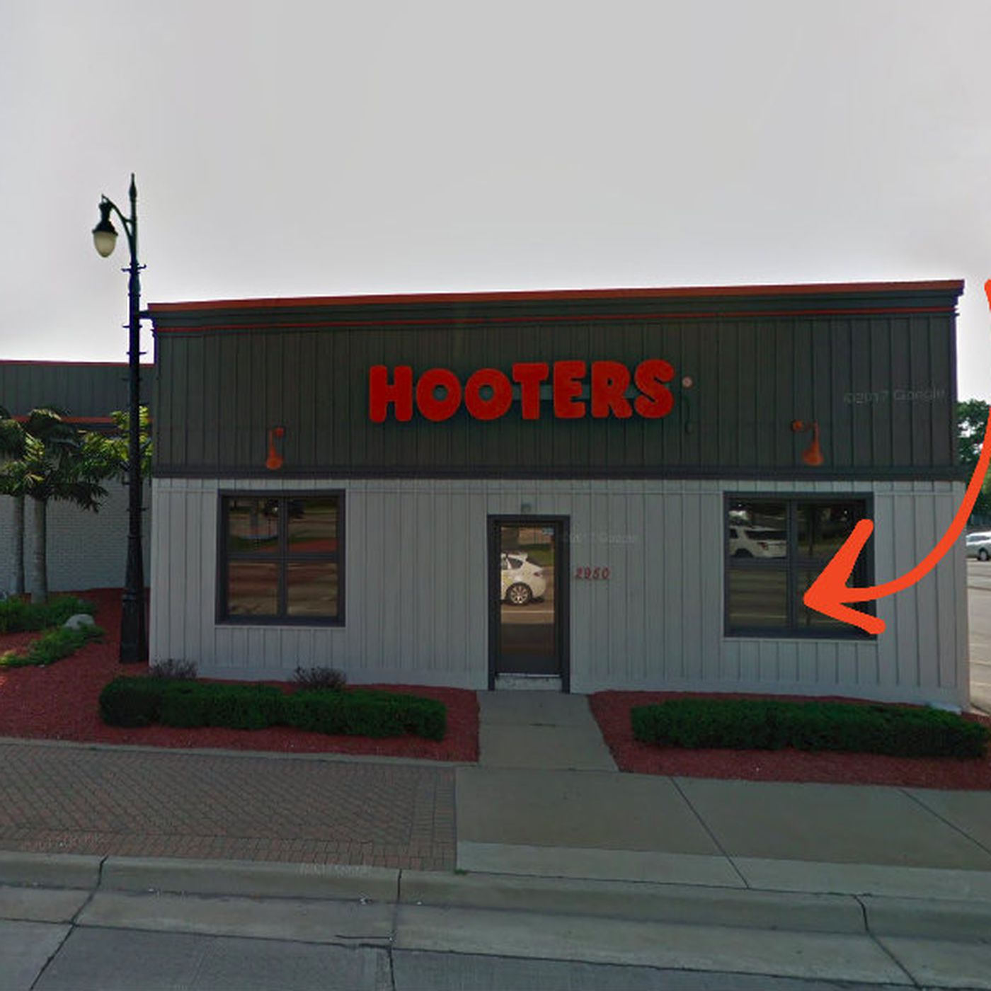 abdul minhas add Welcome To Big Hooters photo
