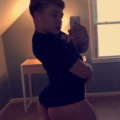 angelica coralde add Xavier Thick photo